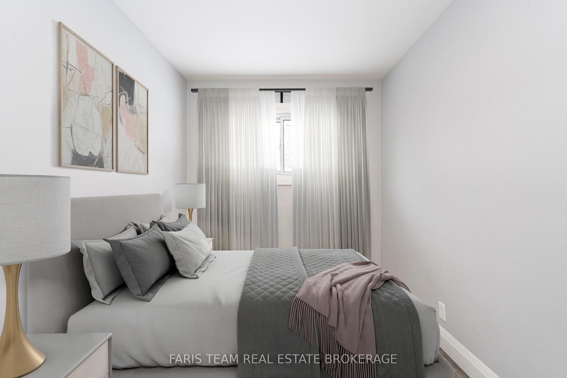 Photo 10 of 135 Gunn Street, Barrie, Wellington — HOMEH