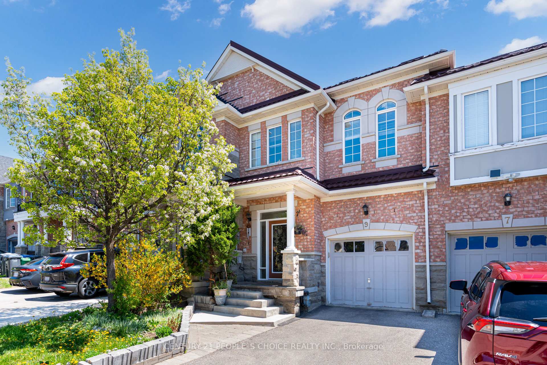 Front of 9 Saint Eugene Street