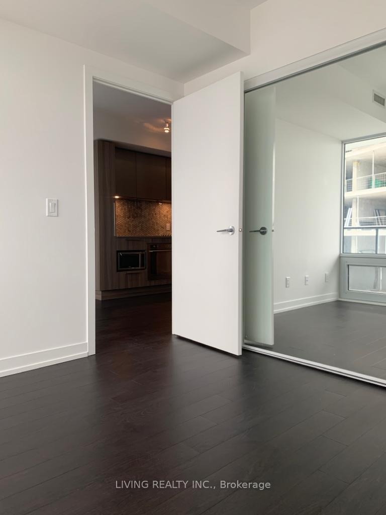 Photo 6 of Unit 4309, 85 Wood Street, Toronto, Church-Yonge Corridor — HOMEH