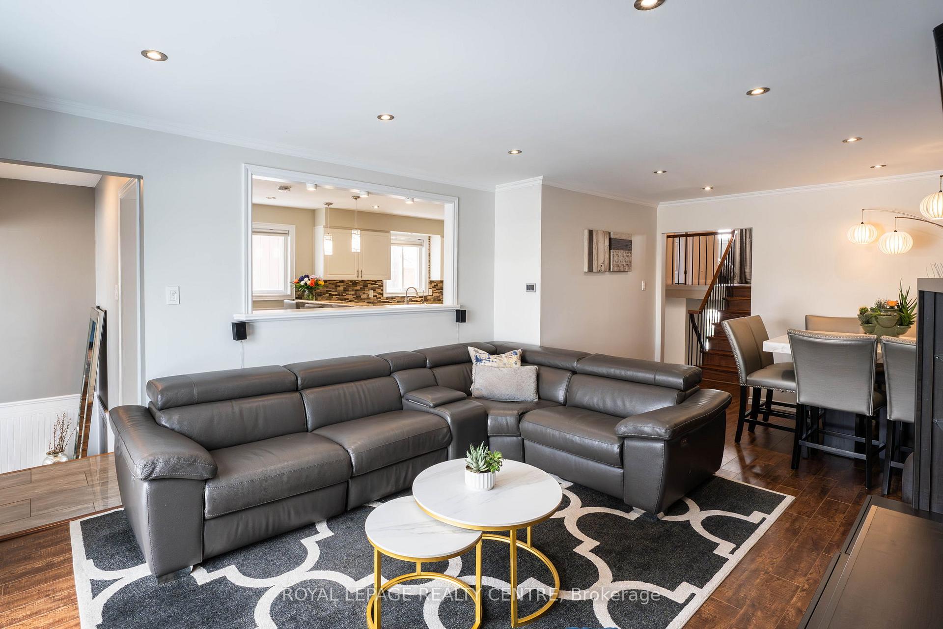 Photo 20 of 110 Simmons Boulevard, Brampton, Madoc — HOMEH