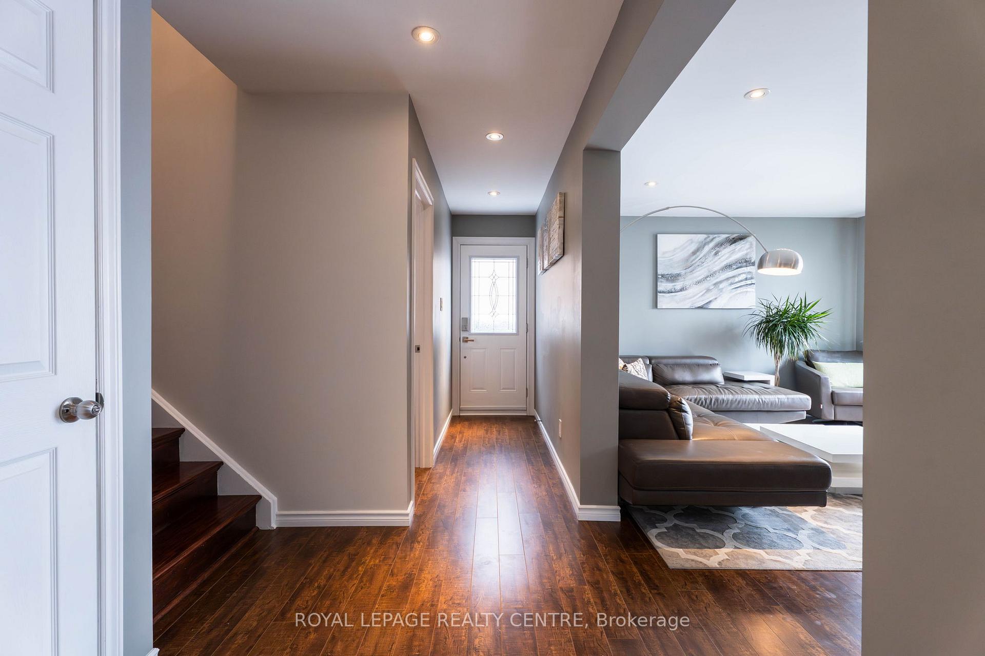Photo 11 of 110 Simmons Boulevard, Brampton, Madoc — HOMEH