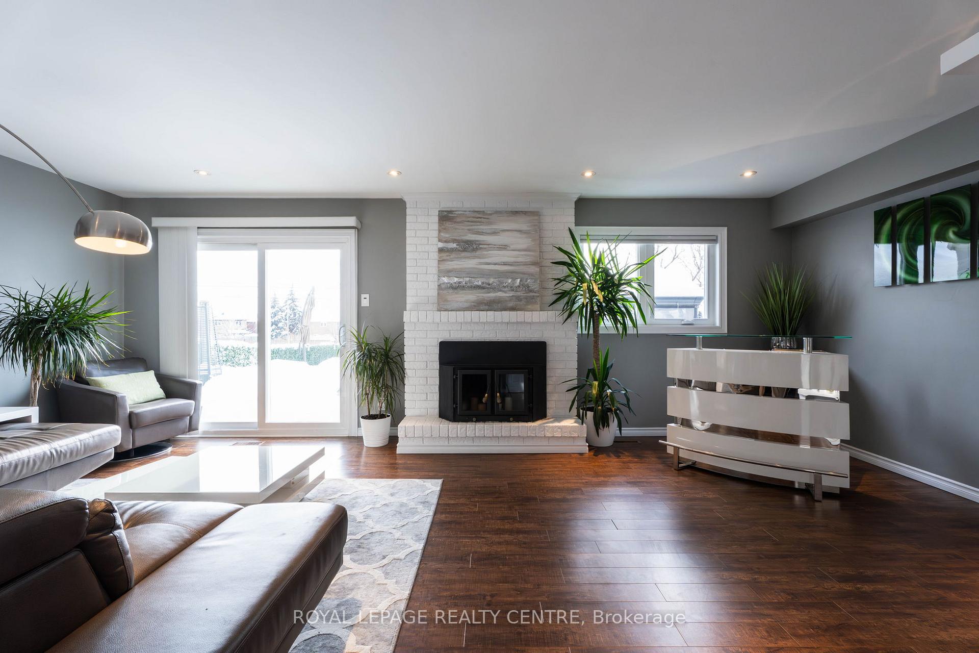 Photo 19 of 110 Simmons Boulevard, Brampton, Madoc — HOMEH