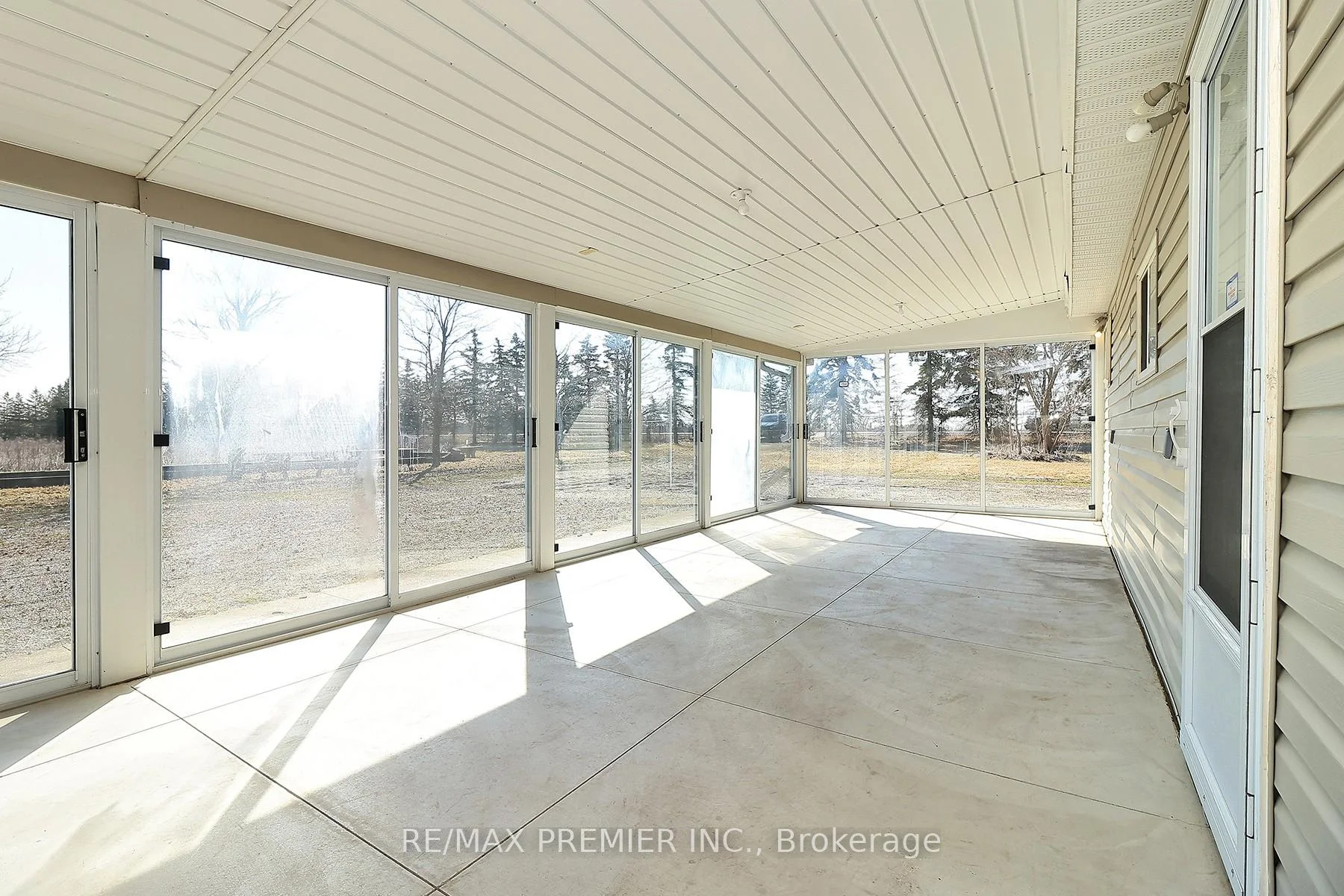 Photo 24 of 6080 King Vaughan Road, Vaughan, Kleinburg — HOMEH