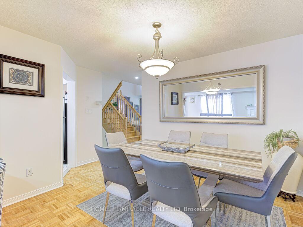 Photo 5 of 21 Tideland Drive, Brampton, Fletcher's Meadow — HOMEH