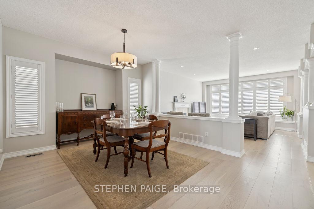 Photo 6 of 12 Moorland Crescent, Hamilton, Meadowlands — HOMEH