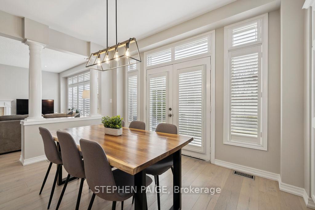 Photo 18 of 12 Moorland Crescent, Hamilton, Meadowlands — HOMEH