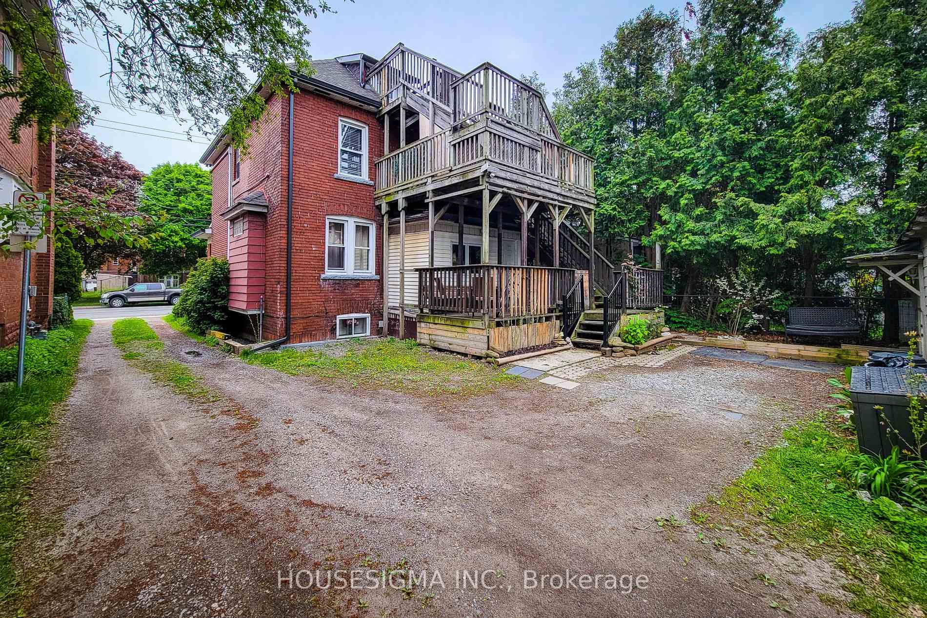 Photo 4 of 46 Ottawa Street S, Hamilton, Delta — HOMEH