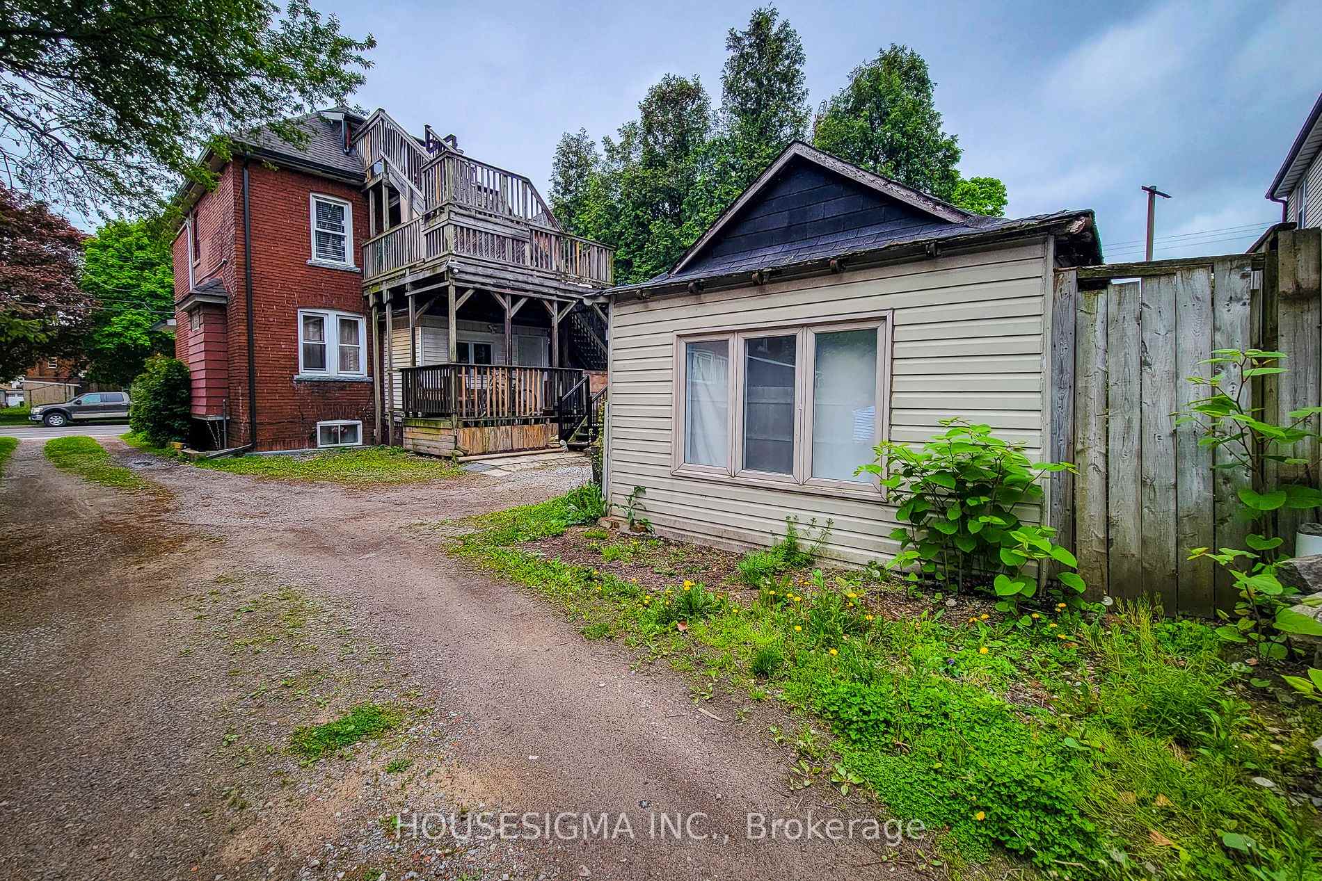 Photo 8 of 46 Ottawa Street S, Hamilton, Delta — HOMEH