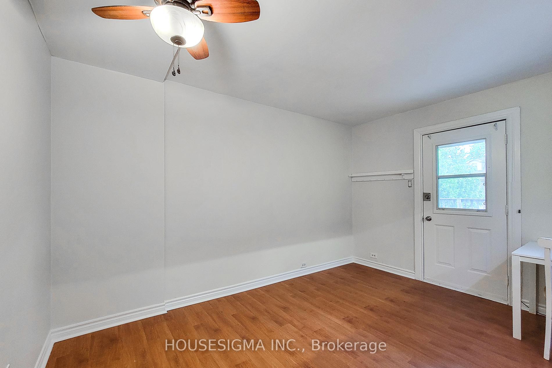 Photo 13 of 46 Ottawa Street S, Hamilton, Delta — HOMEH