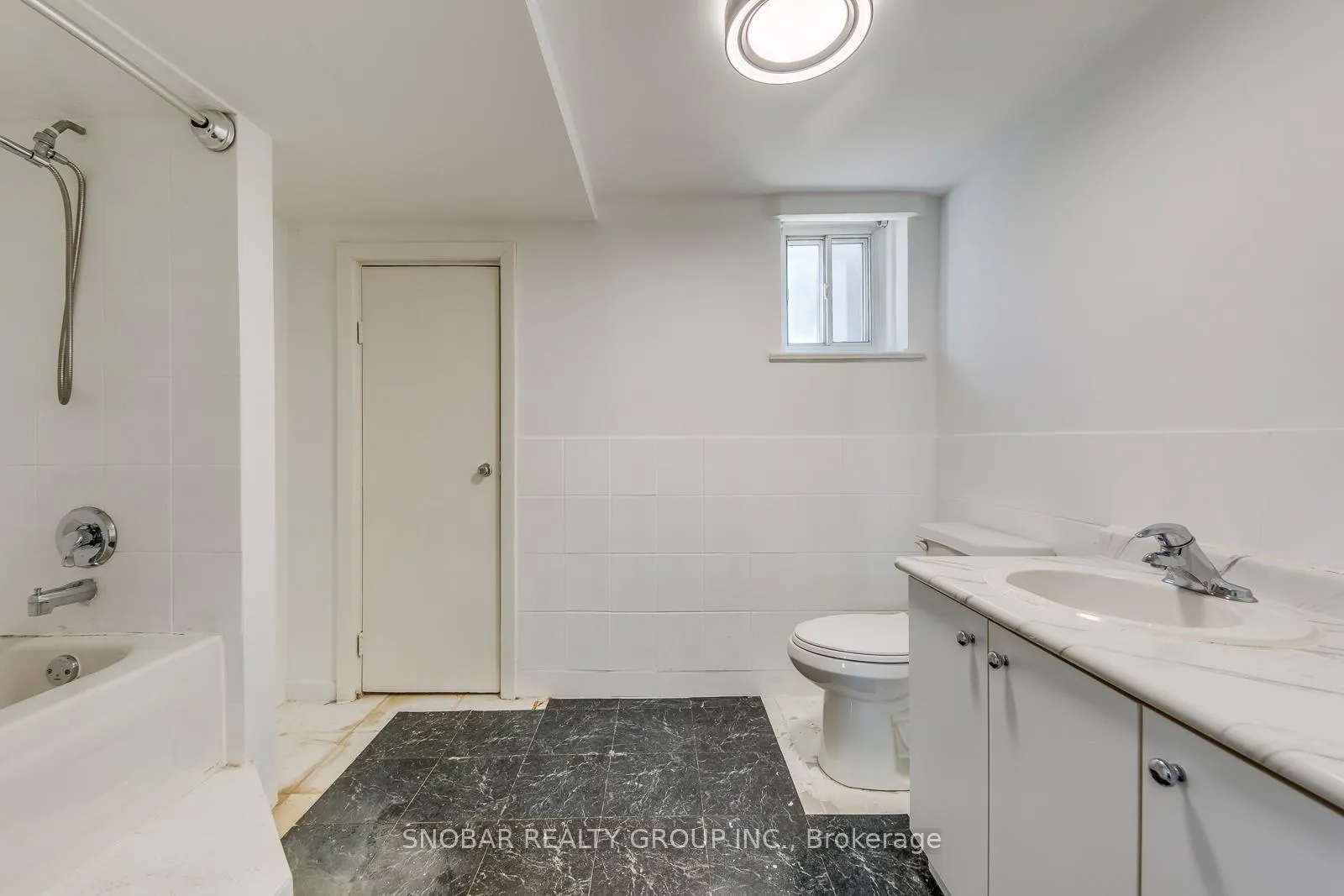 Photo 23 of 7 Golfwood Heights, Etobicoke, Kingsview Village-The Westway — HOMEH
