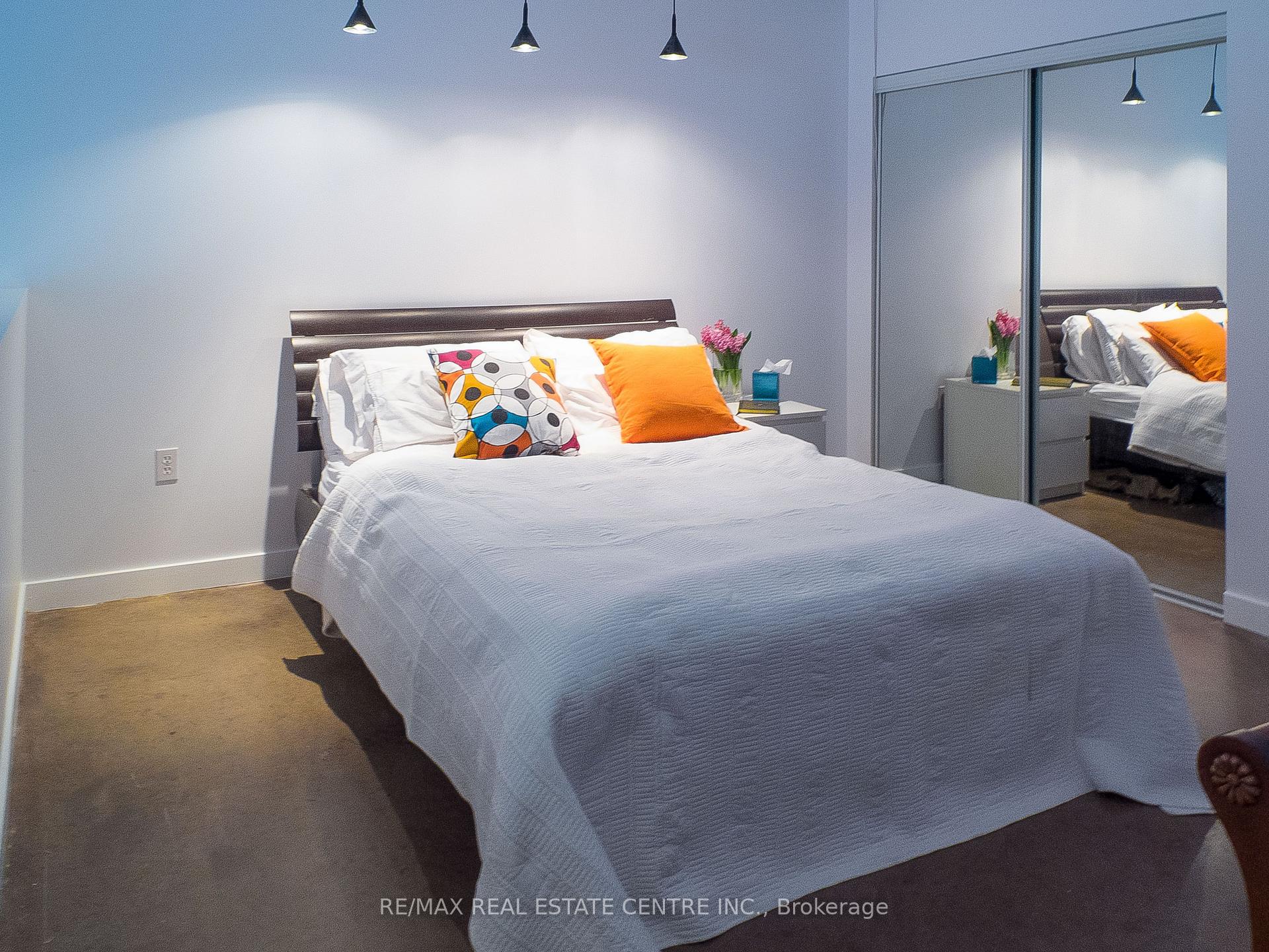 Photo 15 of Unit 101, 66 Bay Street S, Hamilton, Durand — HOMEH