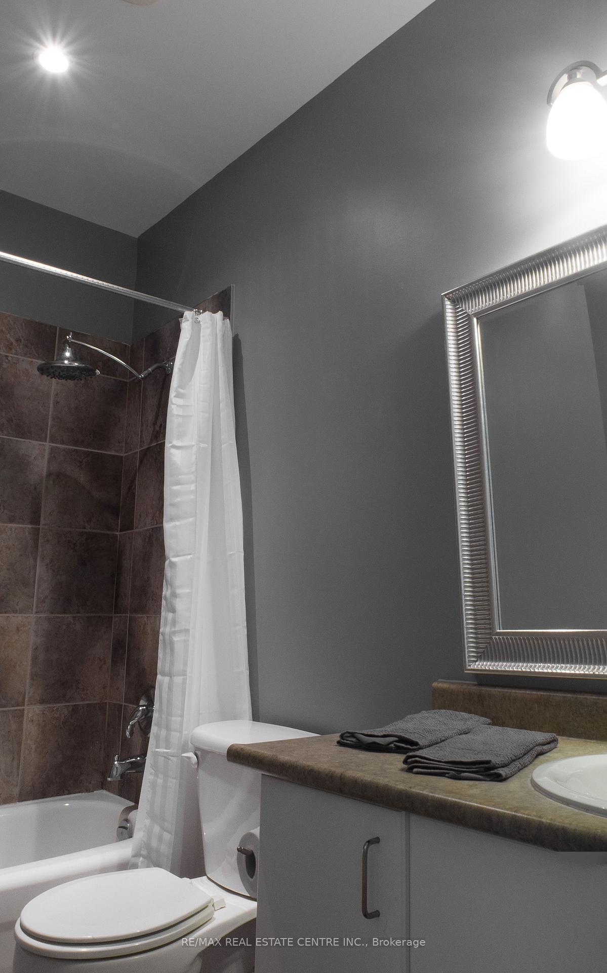 Photo 19 of Unit 101, 66 Bay Street S, Hamilton, Durand — HOMEH