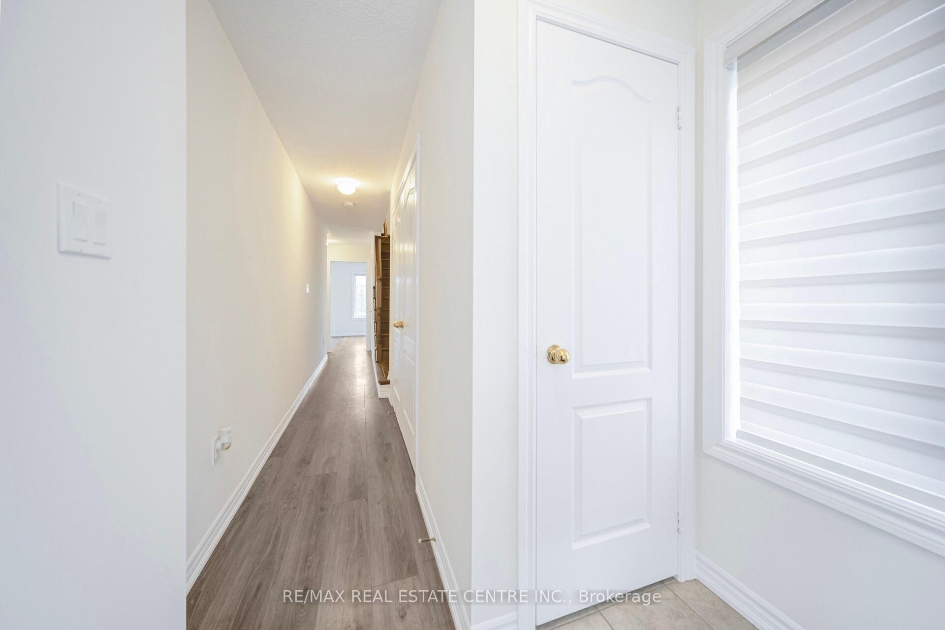 Photo 4 of 26 Miami Grove, Brampton, Heart Lake East — HOMEH