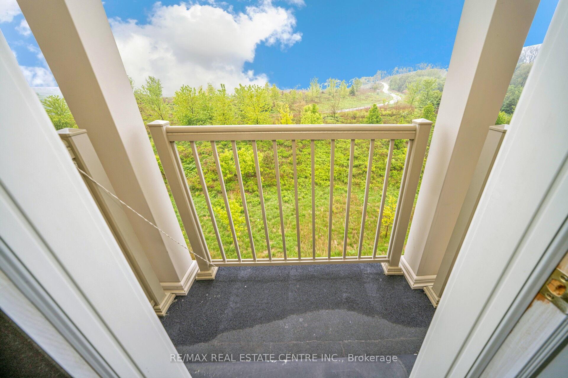 Photo 44 of 26 Miami Grove, Brampton, Heart Lake East — HOMEH