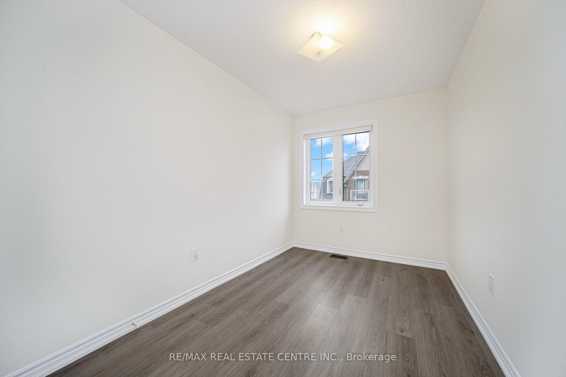 Photo 39 of 26 Miami Grove, Brampton, Heart Lake East — HOMEH
