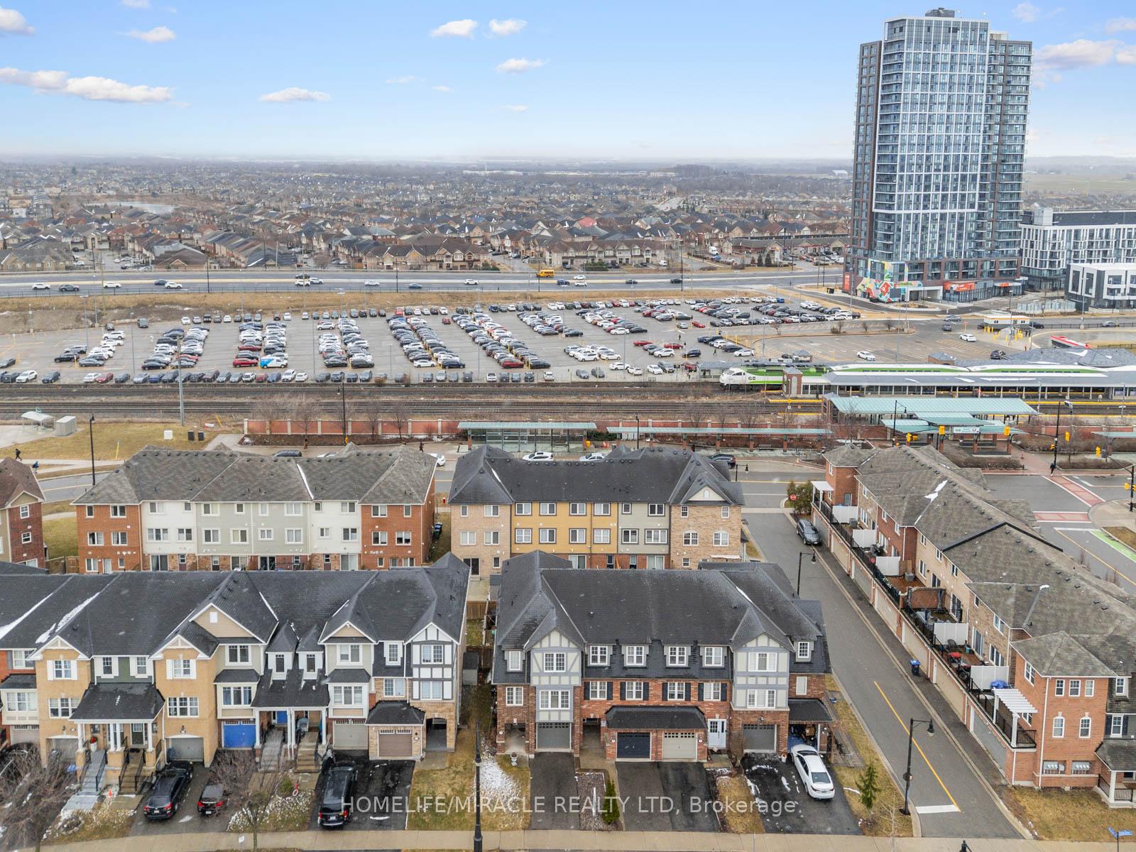 Photo 12 of 7 Viewforth Road, Brampton, Fletcher's Meadow — HOMEH