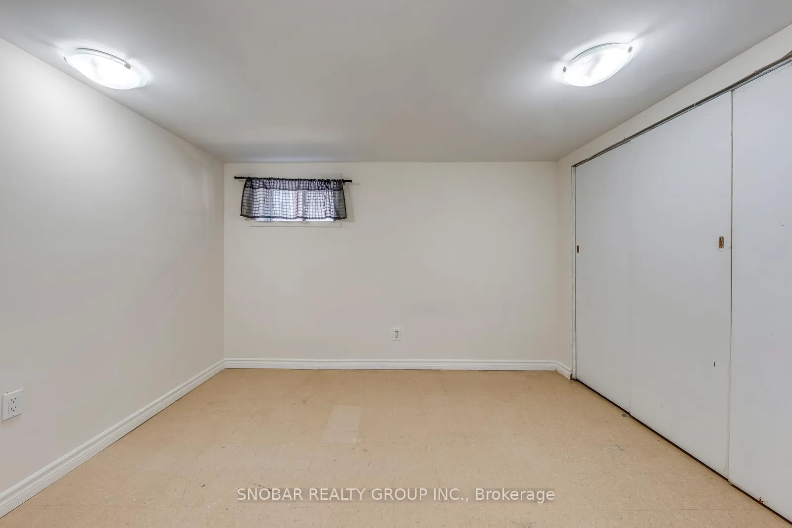 Photo 23 of 82 Celestine Drive, Etobicoke, Willowridge-Martingrove-Richview — HOMEH