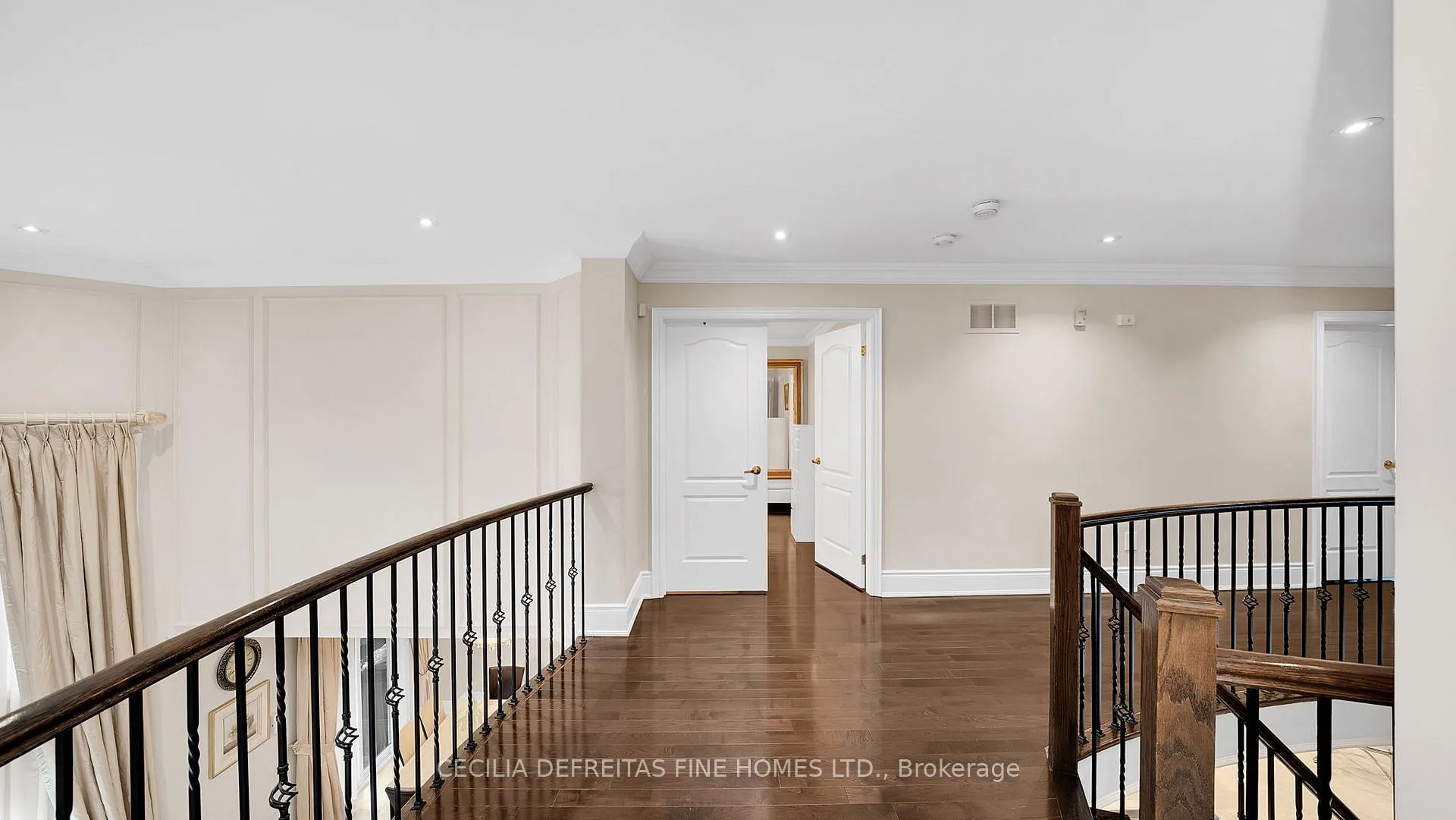 Photo 19 of 328 St. Urbain Drive, Vaughan, Vellore Village — HOMEH