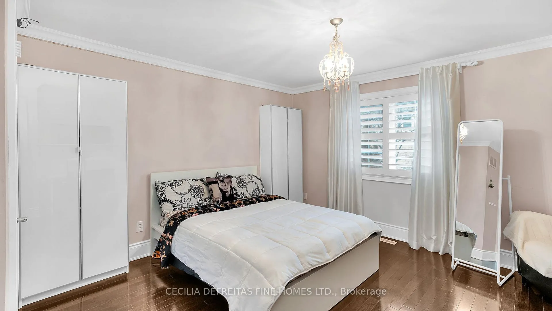 Photo 29 of 328 St. Urbain Drive, Vaughan, Vellore Village — HOMEH