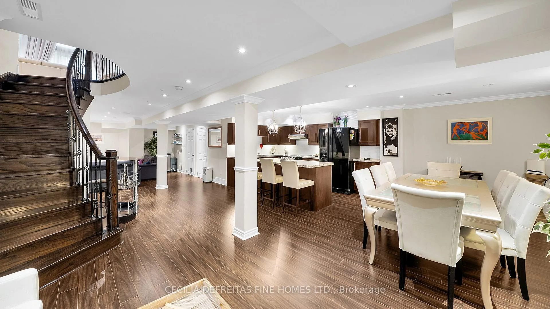Photo 30 of 328 St. Urbain Drive, Vaughan, Vellore Village — HOMEH