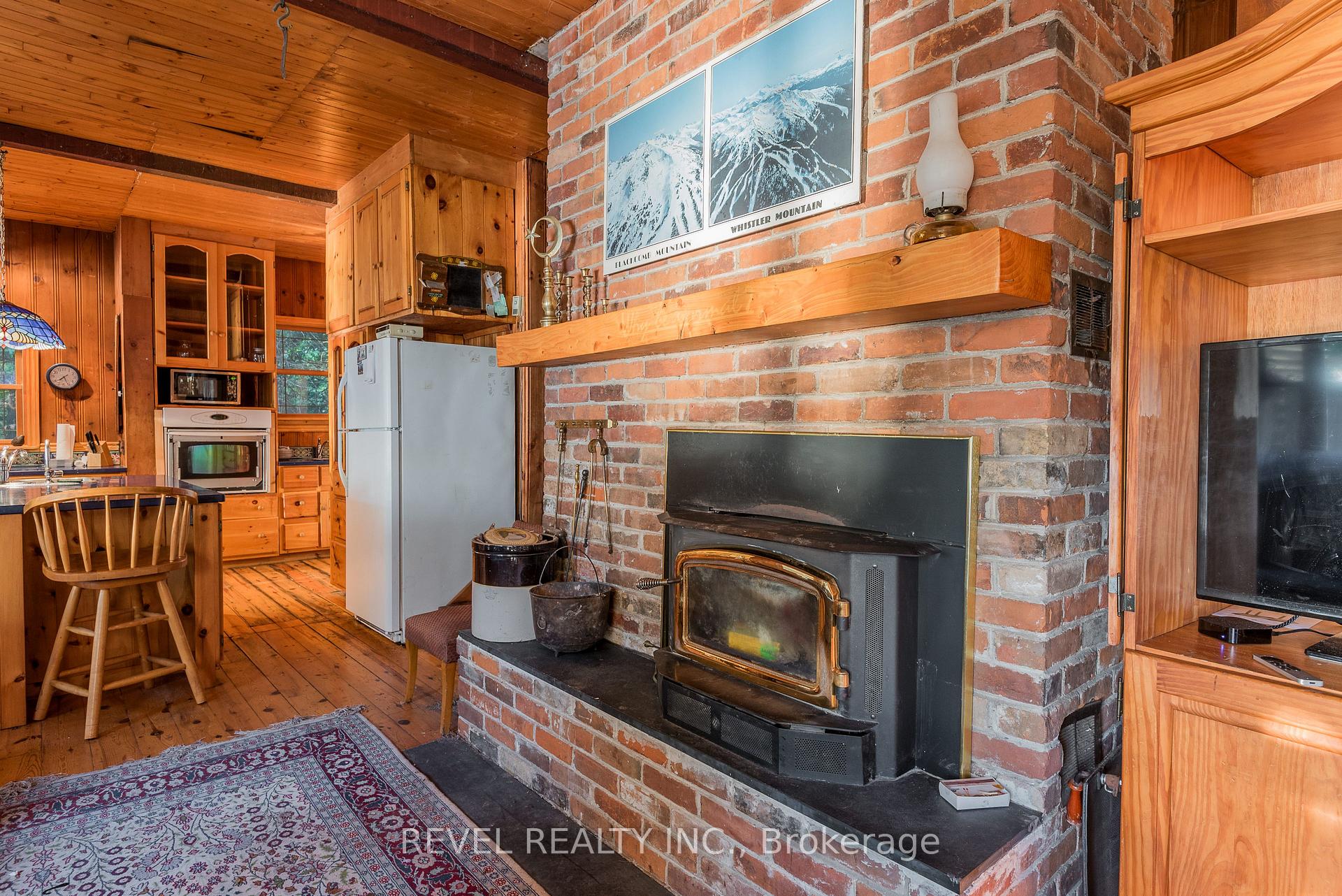 Photo 3 of 852 Birchview Road, Douro-Dummer — HOMEH