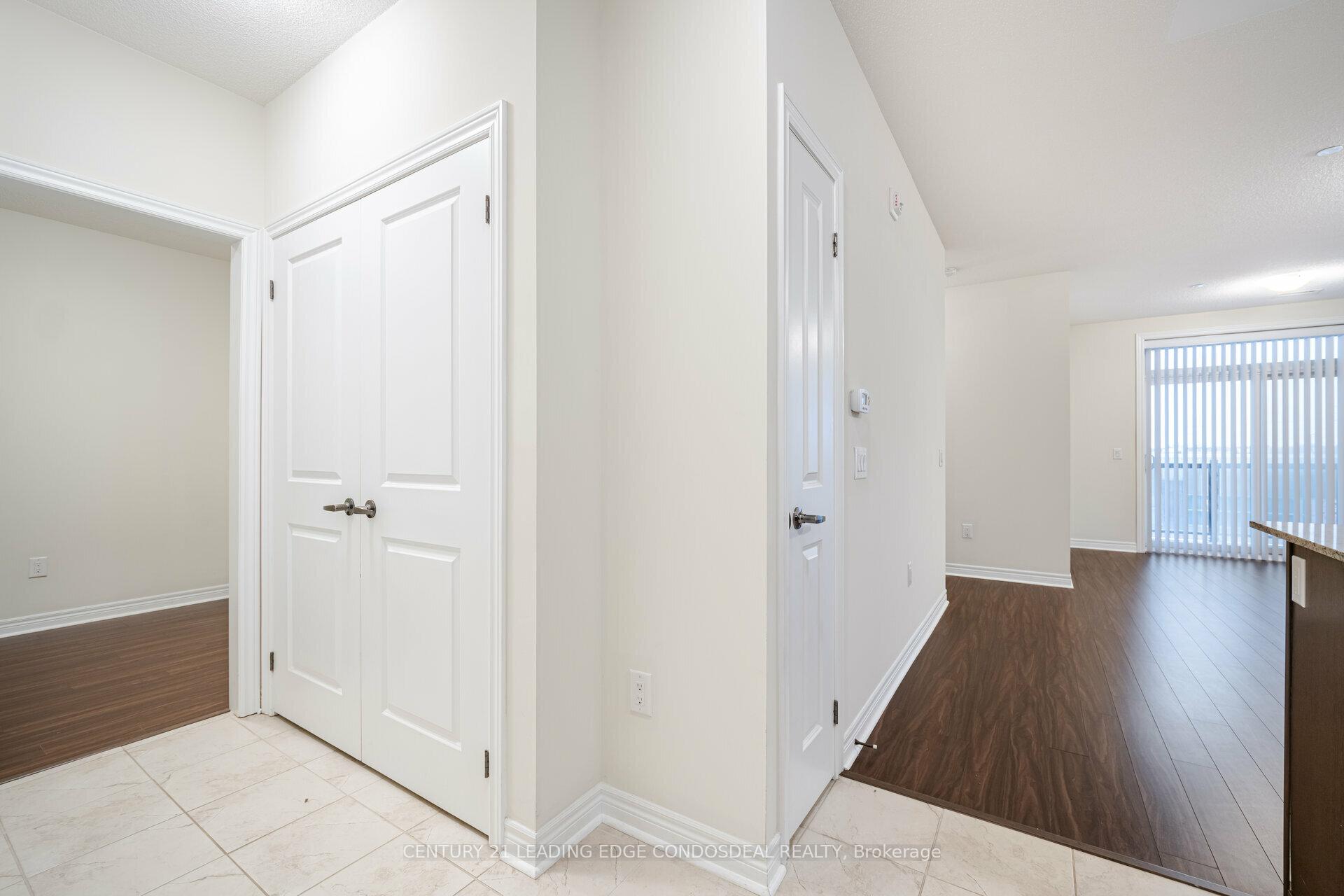 Photo 8 of Unit 317, 39 New Delhi Drive, Markham, Cedarwood — HOMEH