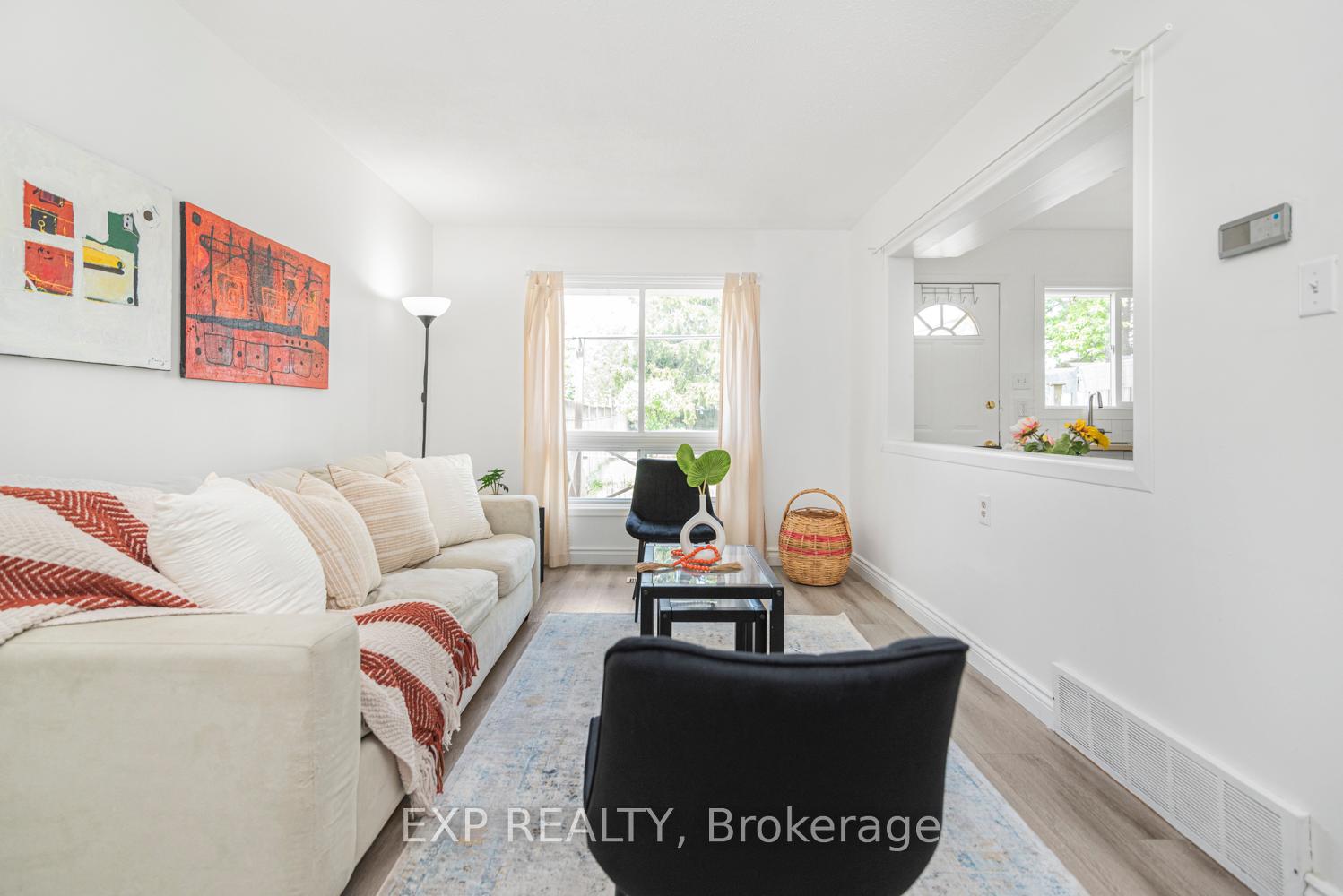 Photo 3 of 186 Golden Orchard Drive, Hamilton, Gourley — HOMEH