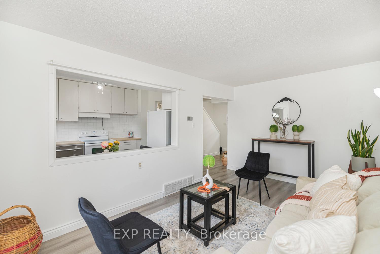 Photo 4 of 186 Golden Orchard Drive, Hamilton, Gourley — HOMEH