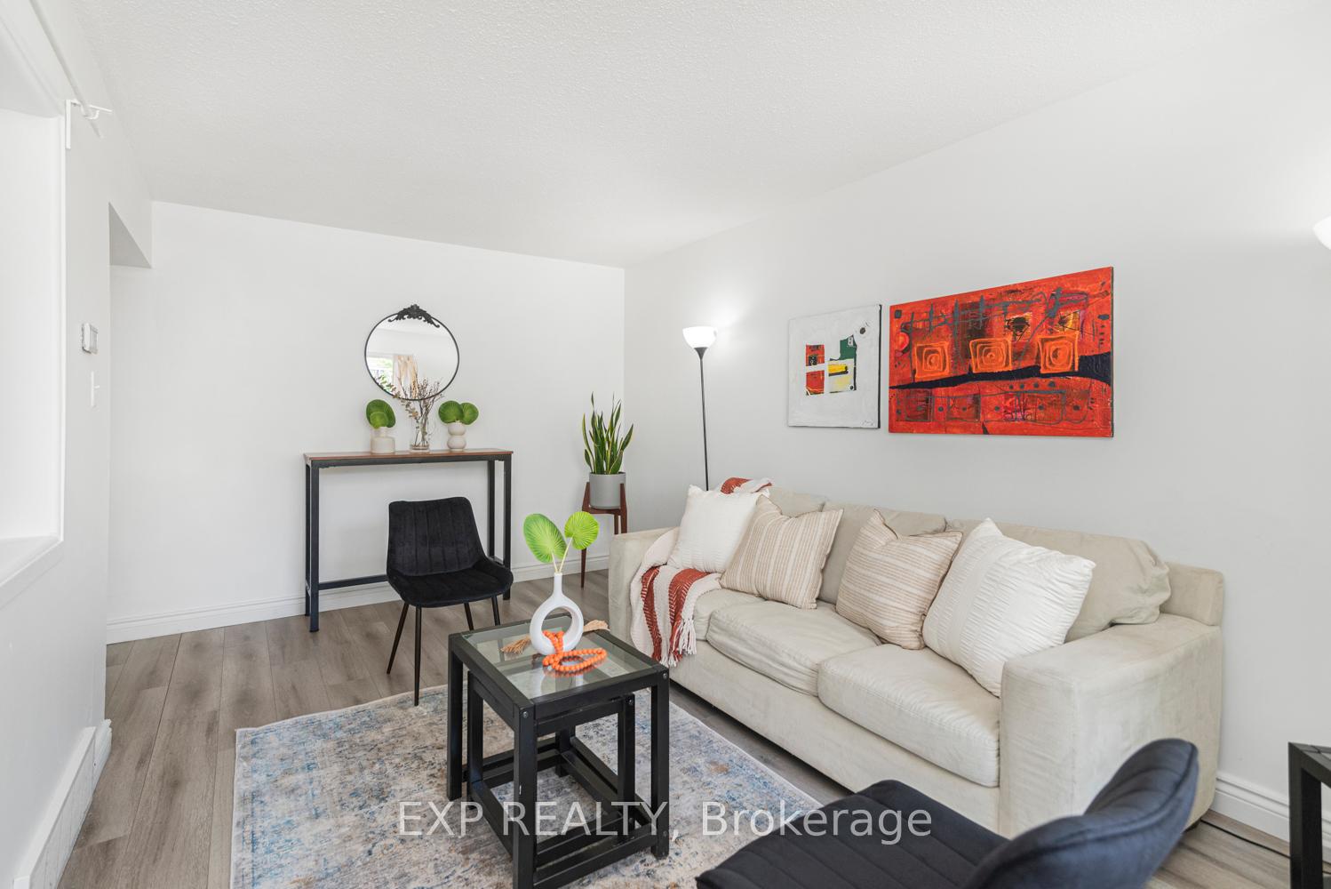 Photo 5 of 186 Golden Orchard Drive, Hamilton, Gourley — HOMEH