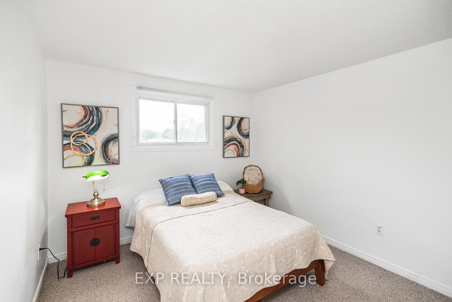 Photo 11 of 186 Golden Orchard Drive, Hamilton, Gourley — HOMEH