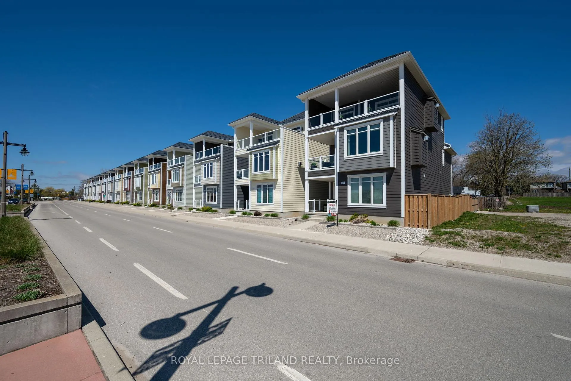 Photo 3 of Unit 15, 355 Edith Cavell Boulevard, Central Elgin, Port Stanley — HOMEH