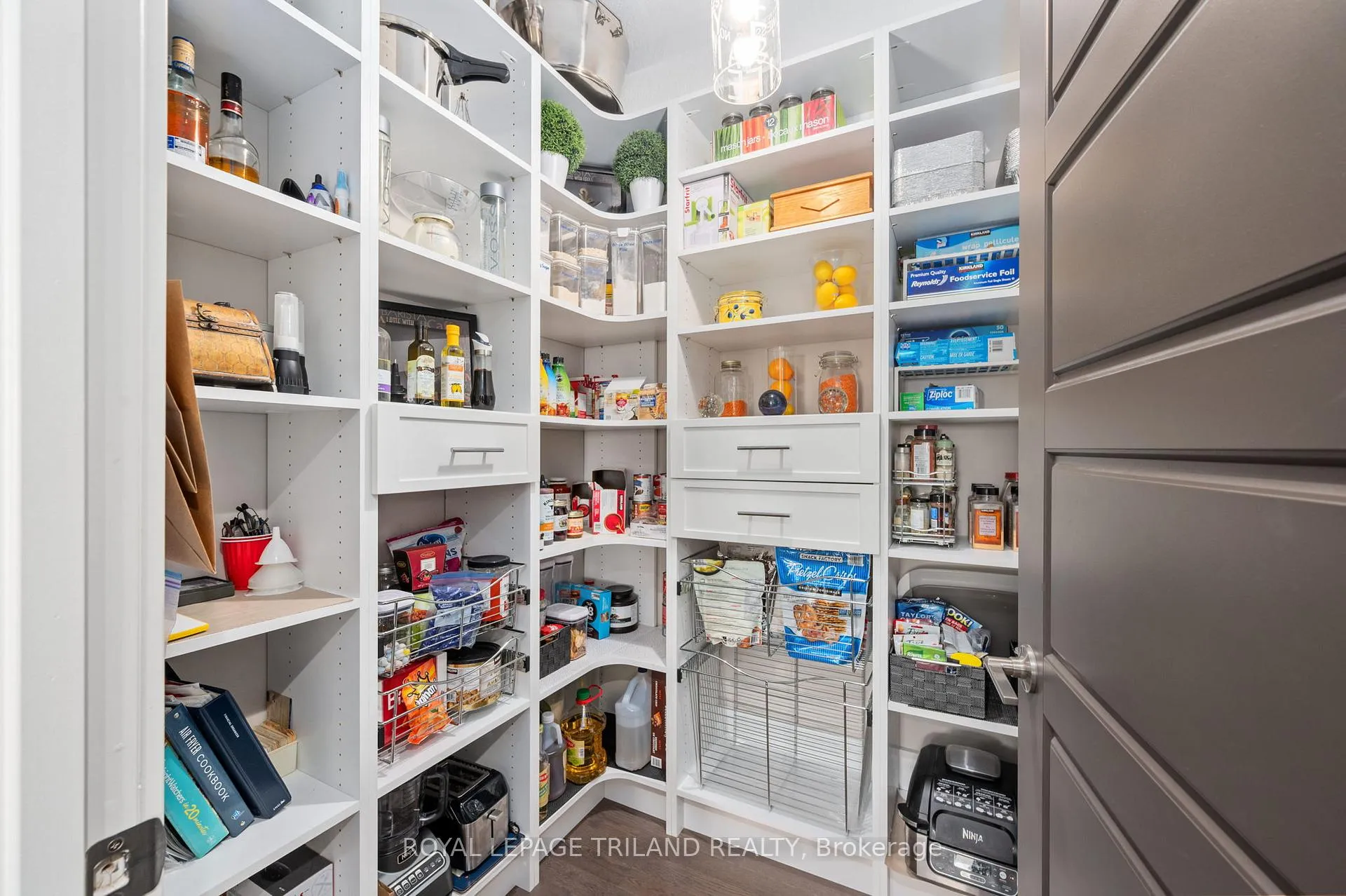 Photo 14 of Unit 15, 355 Edith Cavell Boulevard, Central Elgin, Port Stanley — HOMEH