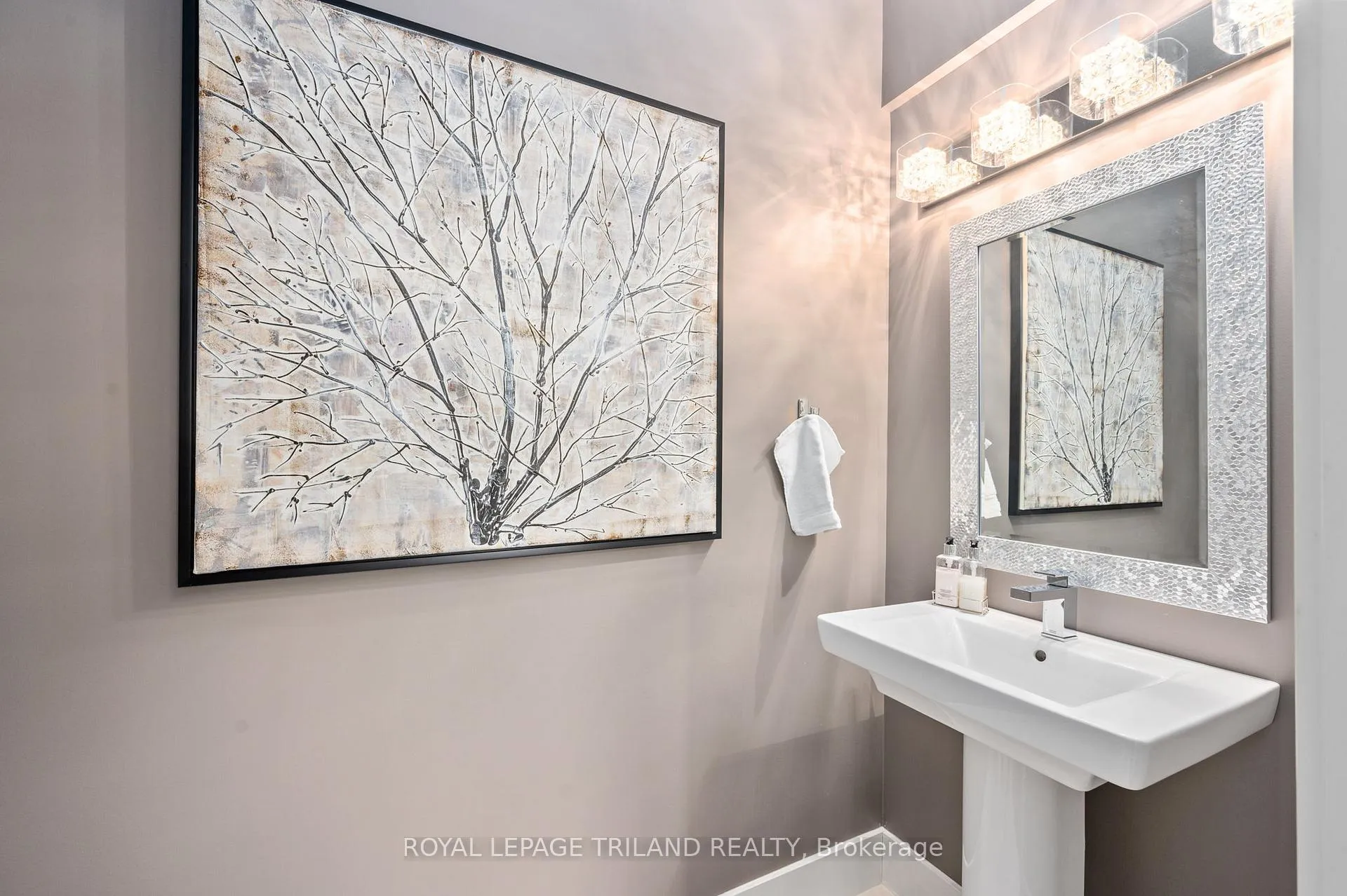 Photo 17 of Unit 15, 355 Edith Cavell Boulevard, Central Elgin, Port Stanley — HOMEH