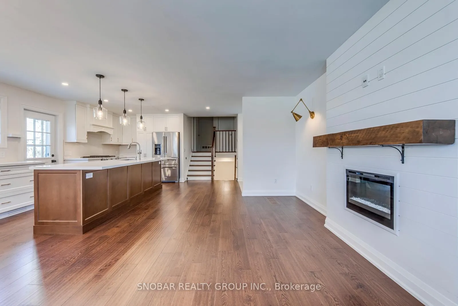 Photo 6 of 19 Vanderbrent Crescent, Etobicoke, Willowridge-Martingrove-Richview — HOMEH