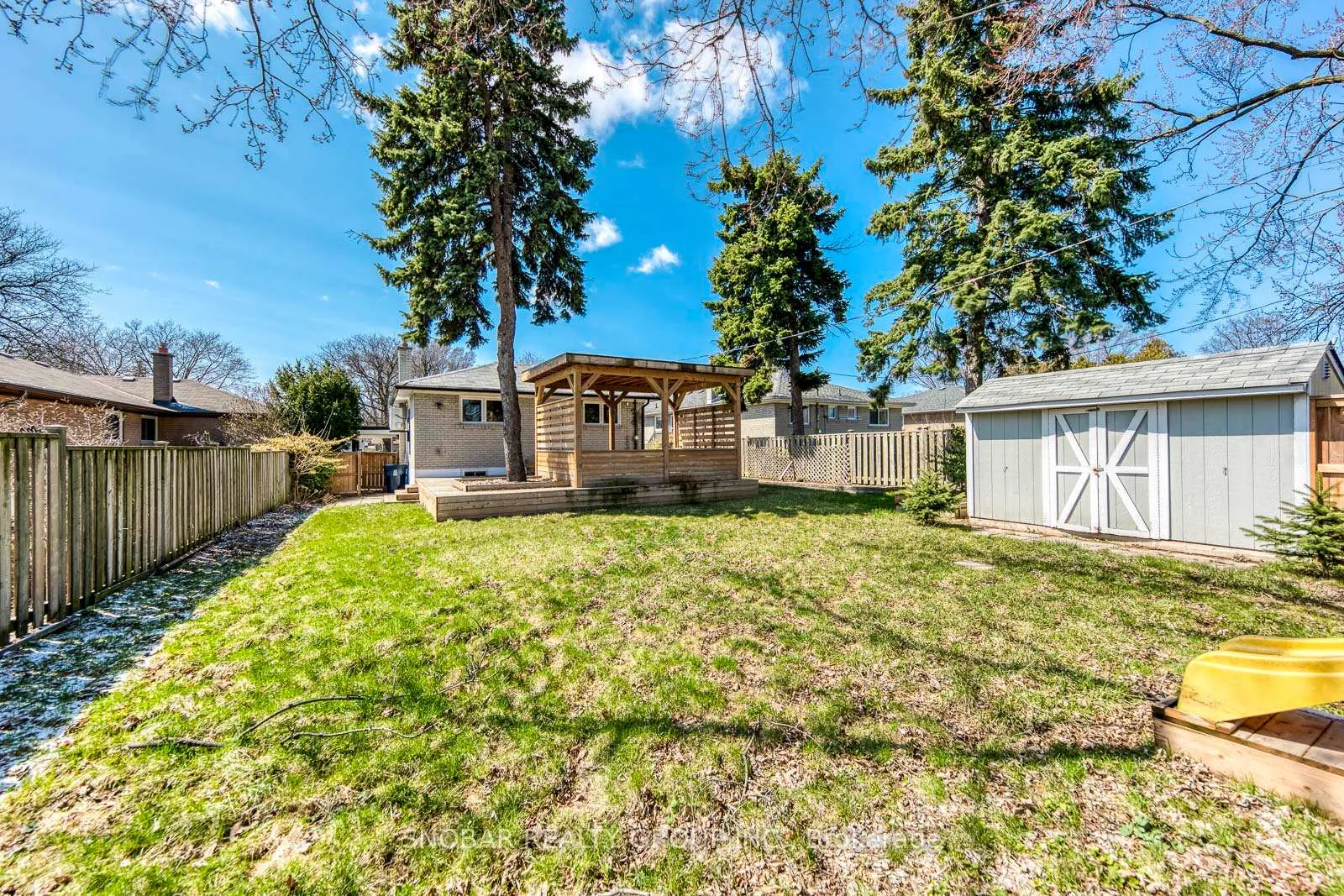 Photo 27 of 19 Vanderbrent Crescent, Etobicoke, Willowridge-Martingrove-Richview — HOMEH