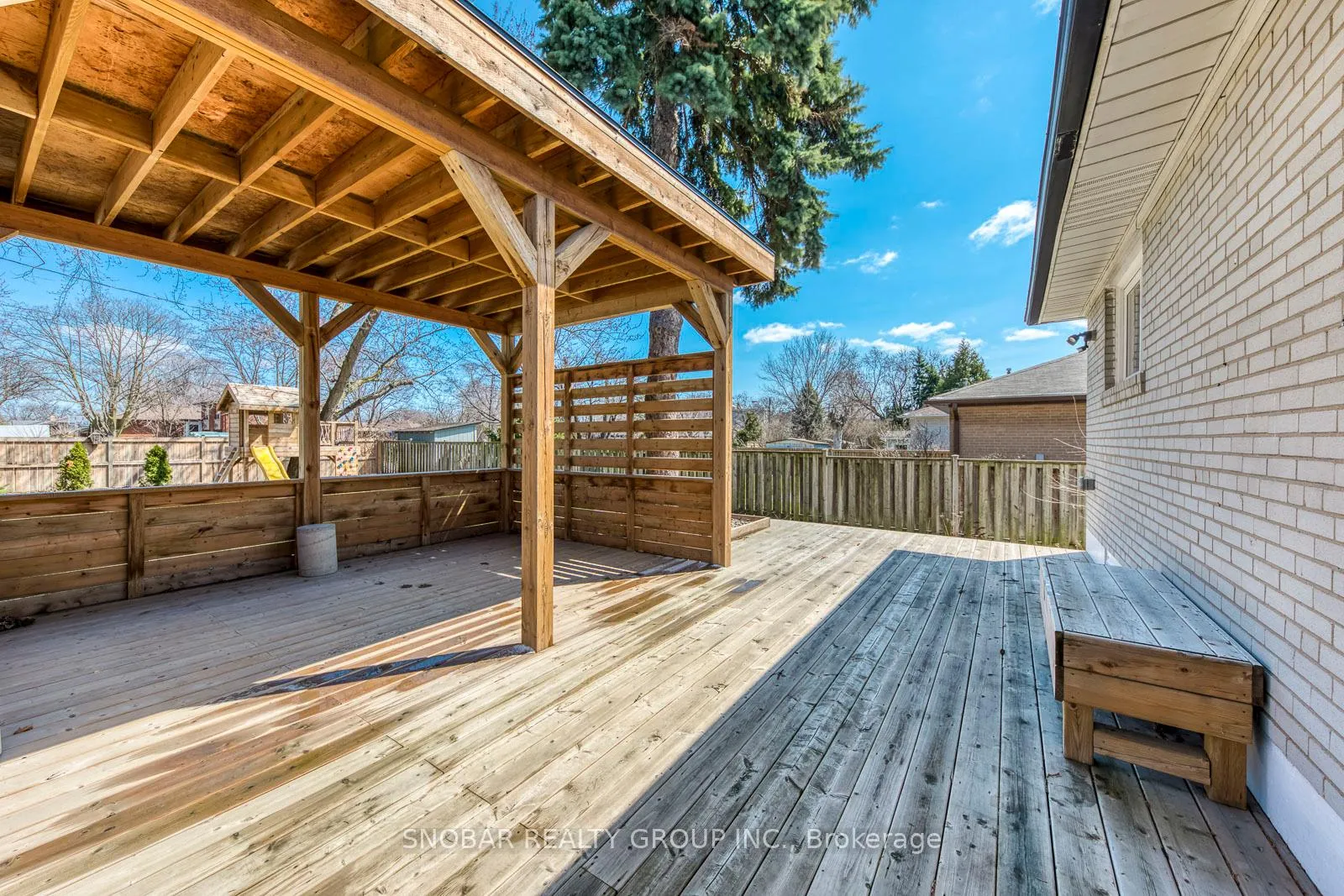 Photo 30 of 19 Vanderbrent Crescent, Etobicoke, Willowridge-Martingrove-Richview — HOMEH