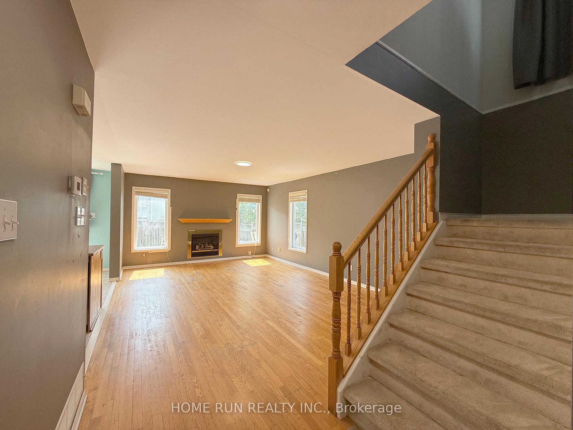 Photo 9 of 10 Appledale Drive, Ottawa, Barrhaven - Longfields — HOMEH
