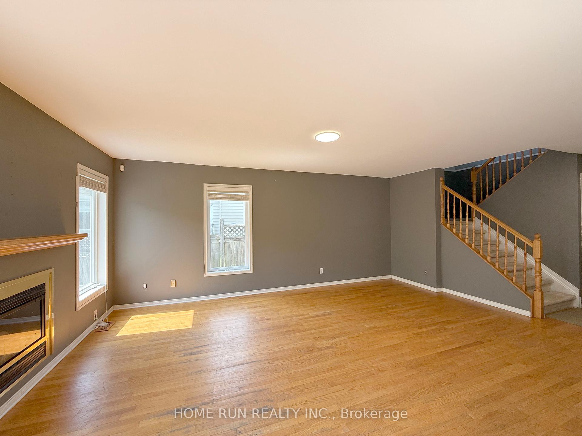 Photo 8 of 10 Appledale Drive, Ottawa, Barrhaven - Longfields — HOMEH