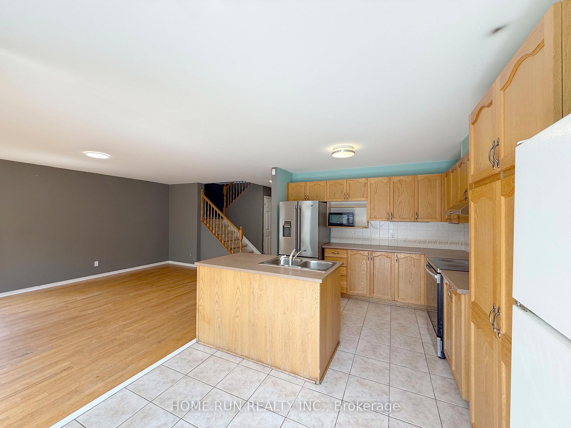 Photo 16 of 10 Appledale Drive, Ottawa, Barrhaven - Longfields — HOMEH