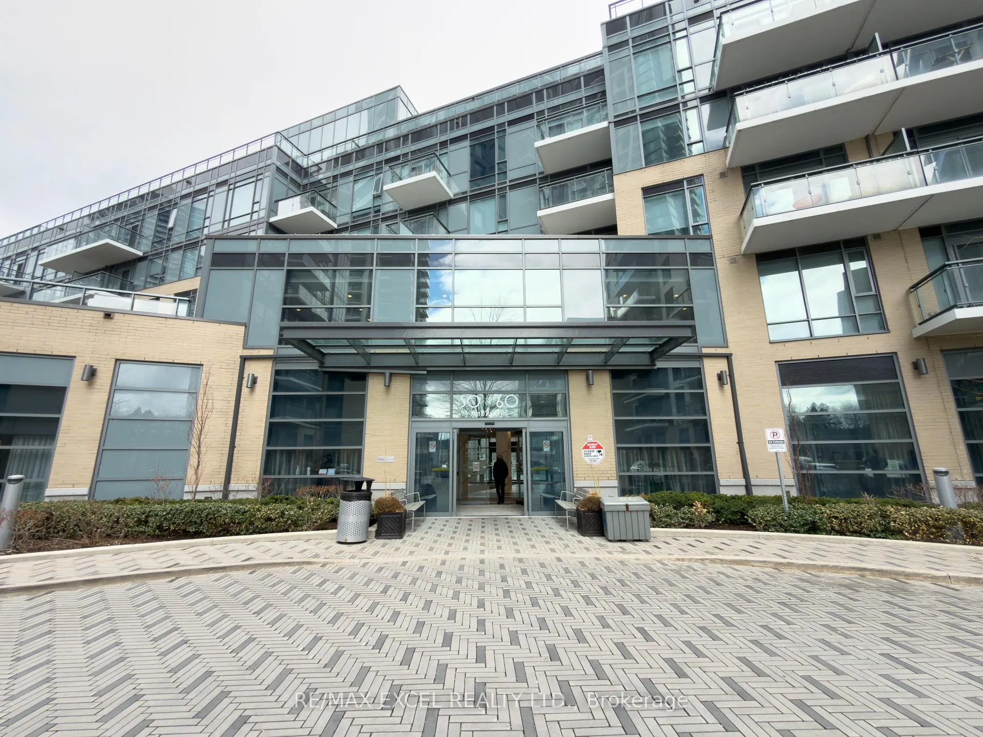 Photo 2 of Unit 760, 60 Ann O'Reilly Road, North York, Henry Farm — HOMEH