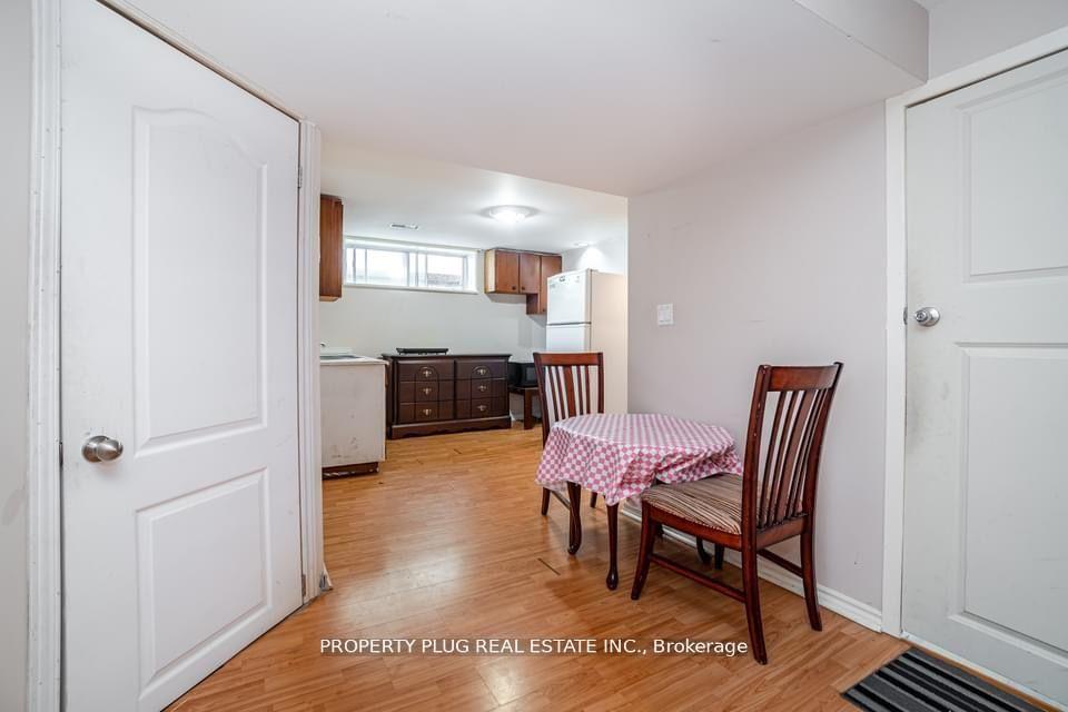 Photo 20 of 3 Leneck Avenue, Brampton, Northwood Park — HOMEH