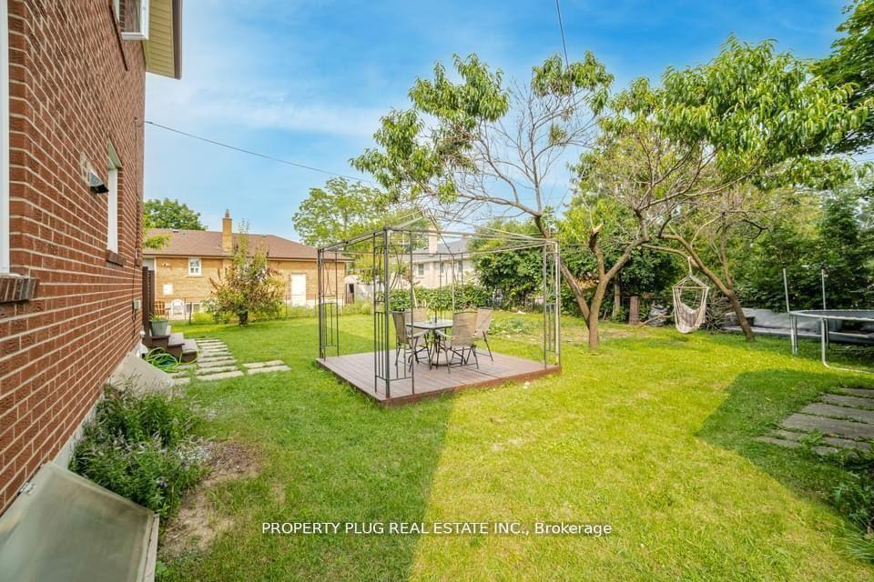 Photo 21 of 3 Leneck Avenue, Brampton, Northwood Park — HOMEH