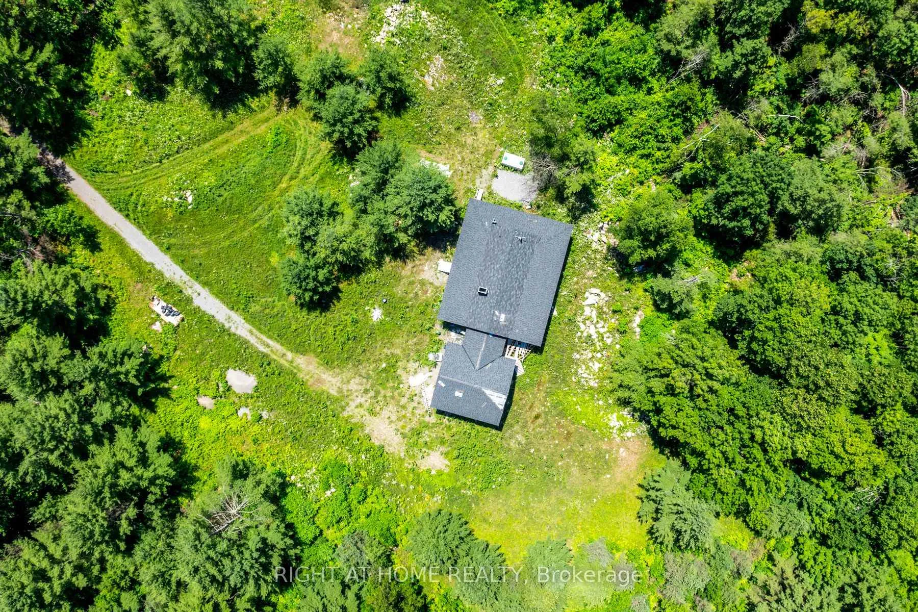 Photo 23 of 1662 County Road 40, Douro-Dummer — HOMEH