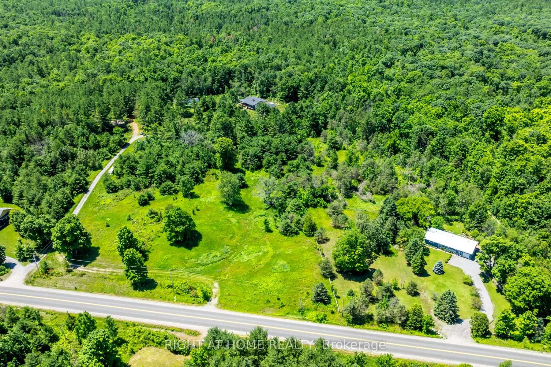 Photo 28 of 1662 County Road 40, Douro-Dummer — HOMEH