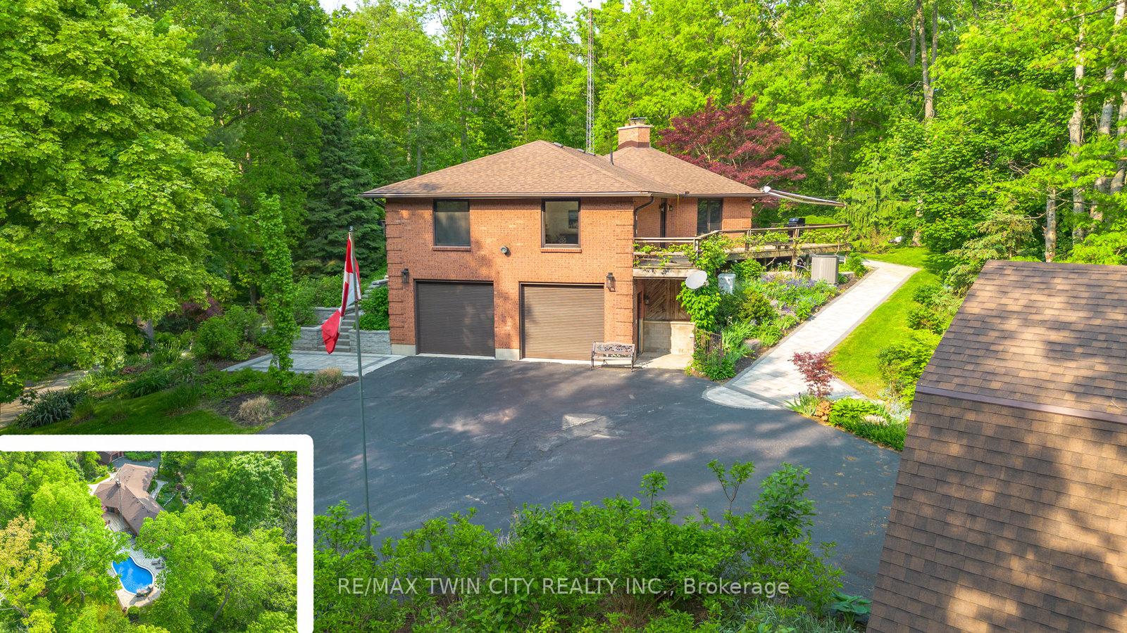 Photo 1 of 520 Blue Lake Road, Brant, South Dumfries — HOMEH
