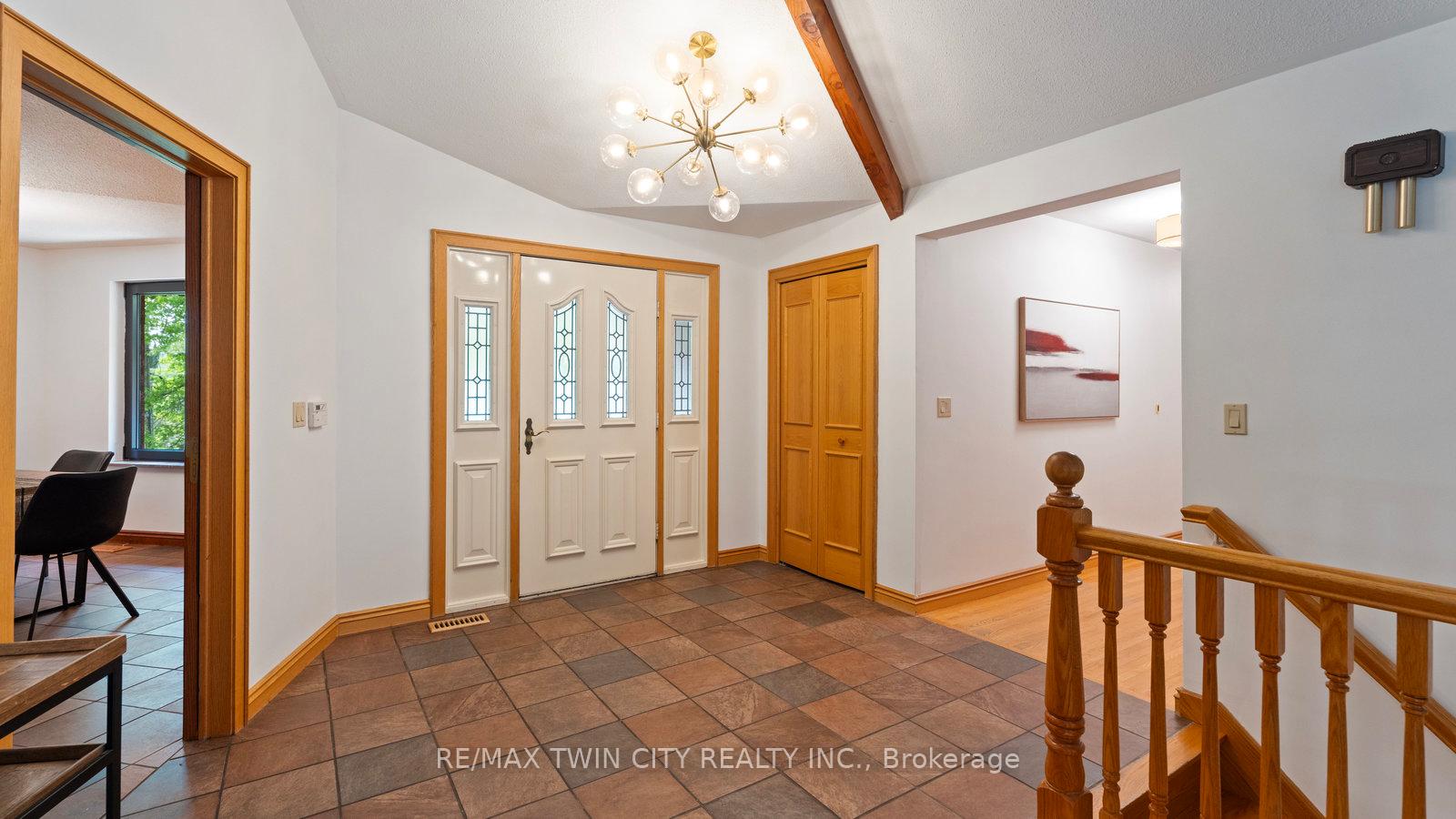 Photo 11 of 520 Blue Lake Road, Brant, South Dumfries — HOMEH