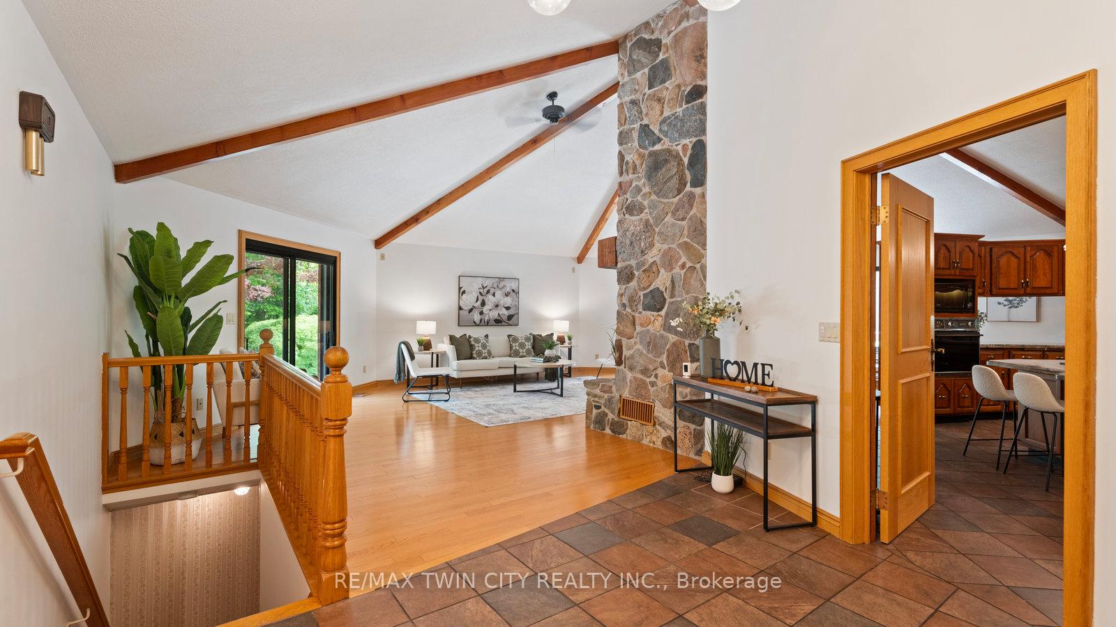 Photo 17 of 520 Blue Lake Road, Brant, South Dumfries — HOMEH