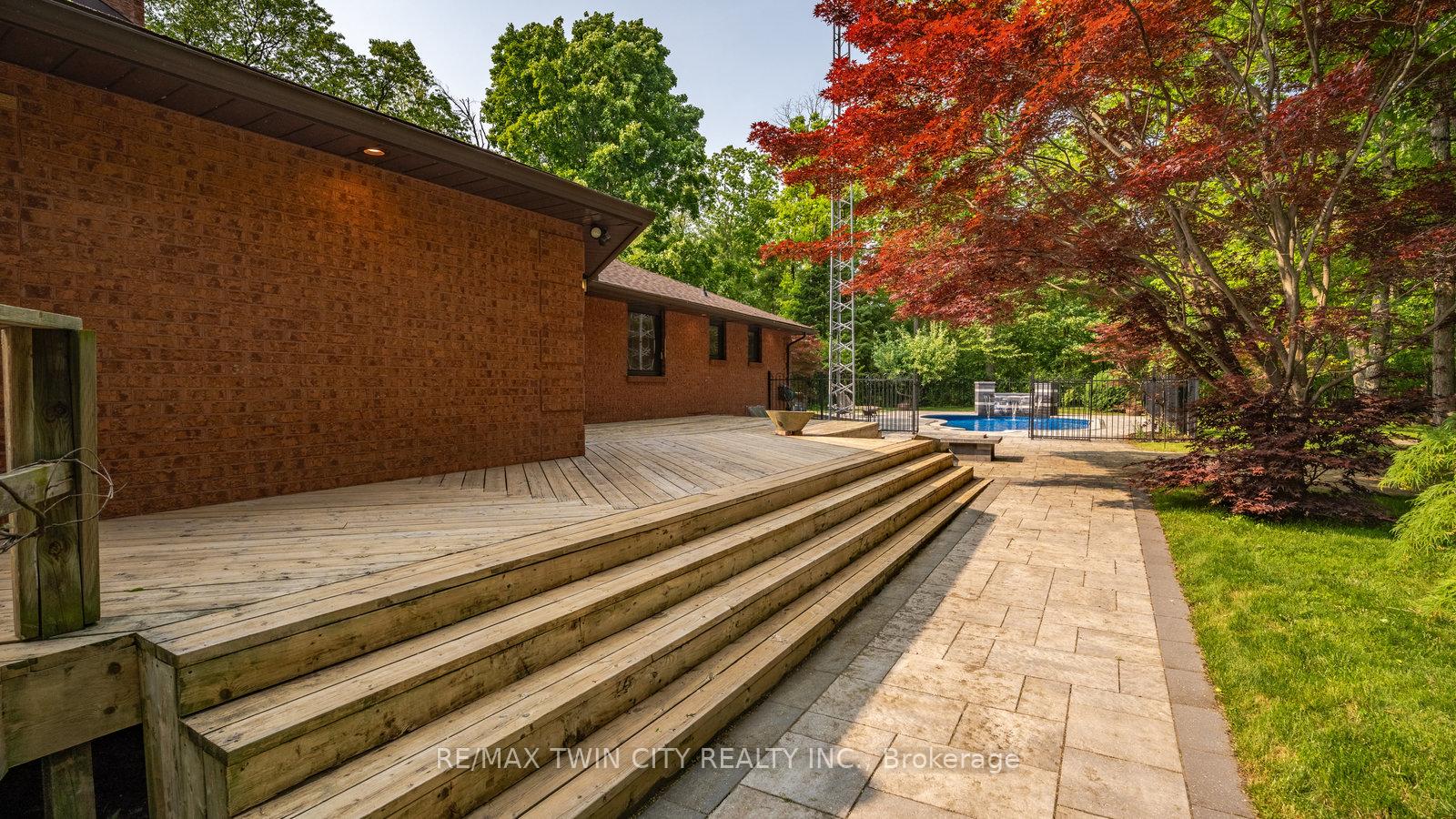 Photo 47 of 520 Blue Lake Road, Brant, South Dumfries — HOMEH