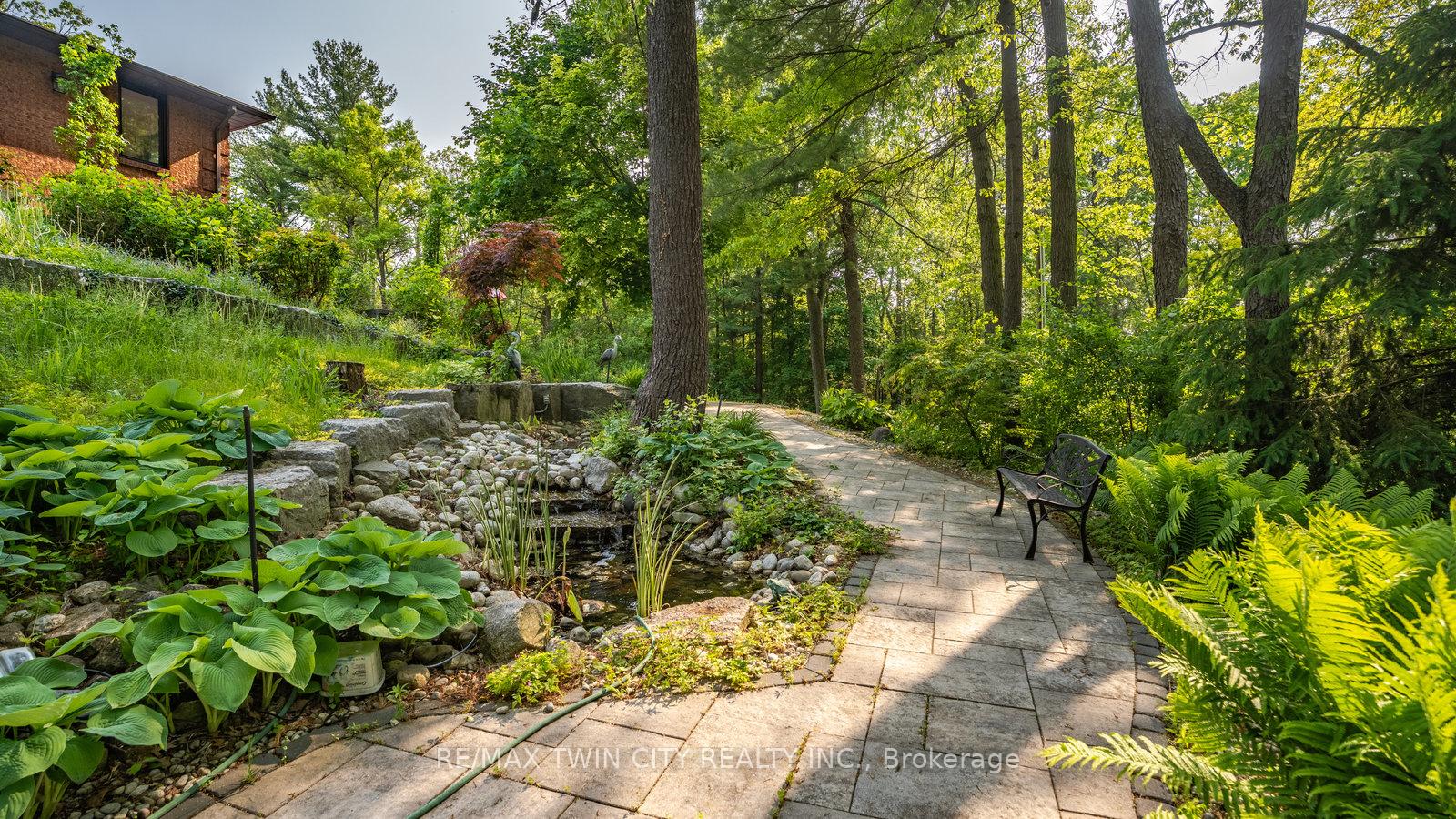 Photo 39 of 520 Blue Lake Road, Brant, South Dumfries — HOMEH