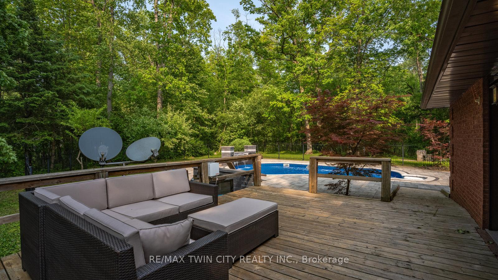 Photo 45 of 520 Blue Lake Road, Brant, South Dumfries — HOMEH